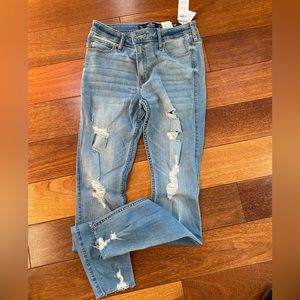 Hollister Mid-Rise Super Skinny Jeans